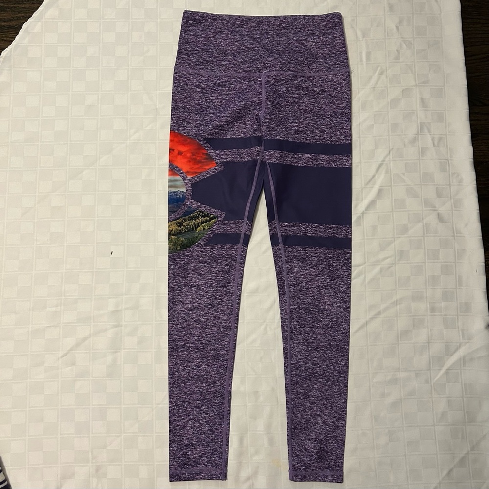Colorado Purple and Pink Women’s Knit Hat and Leggings Set Size Small - Picture 4 of 7